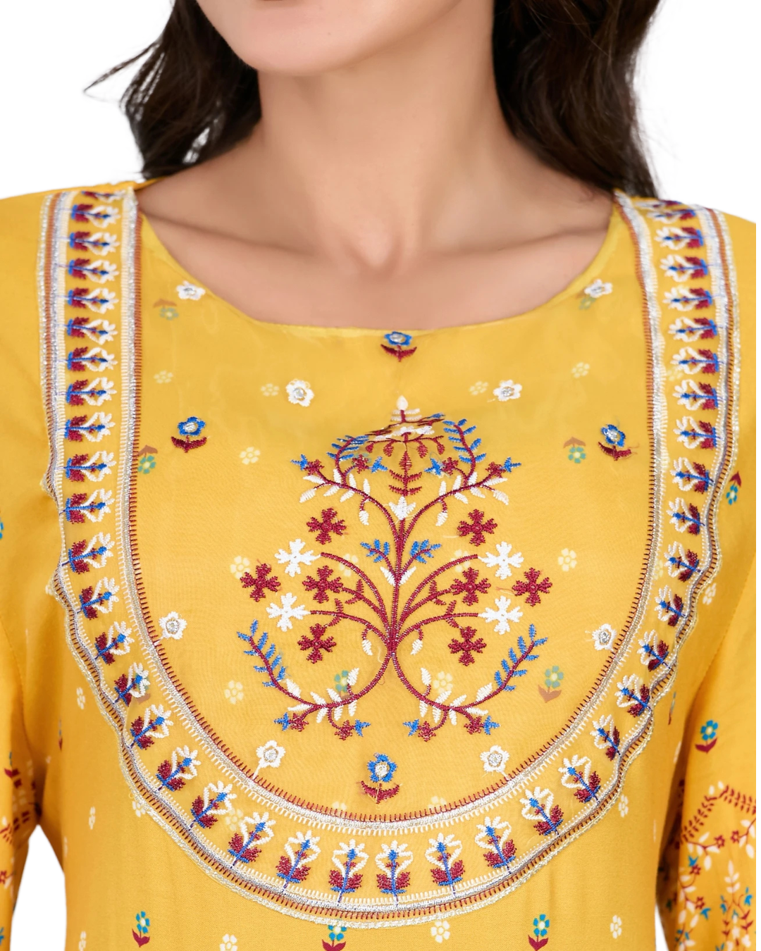 The Layla Dress — Timeless Embroidery for Every Season