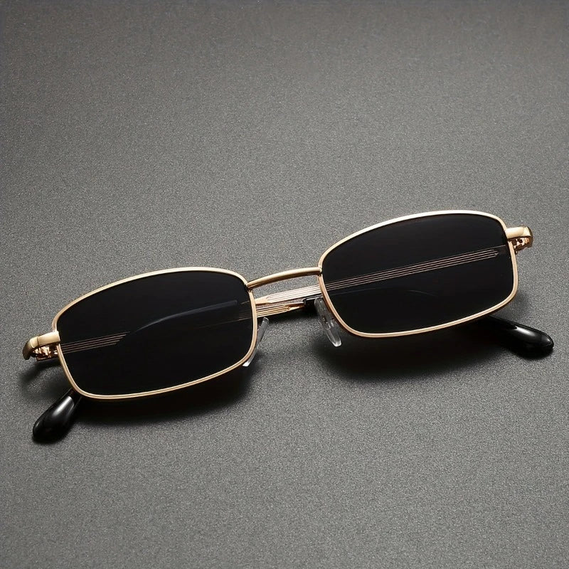 Golden Hour” – Retro-Inspired Gold Frame Sunglasses