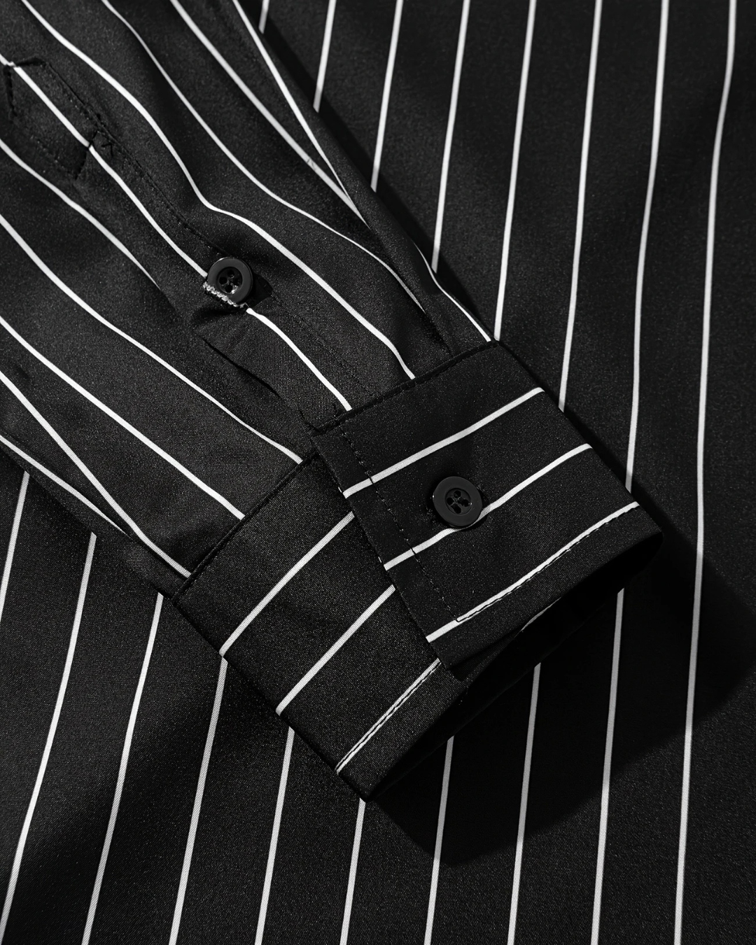 Men's Casual Black Striped Shirt - Long Sleeve Button-Up for Spring/Fall