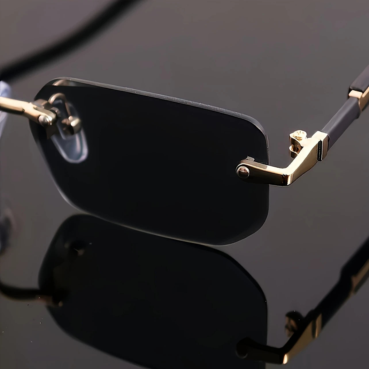 Noir Edge – Rimless Square Sunglasses in Black & Gold